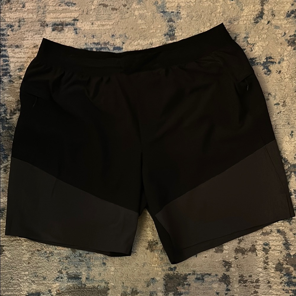 Men’s lululemon athletic shorts size xxl
